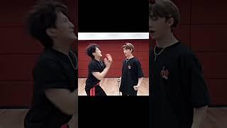 Stray Kids doing the ETA challenge  #straykids #kpop #shorts