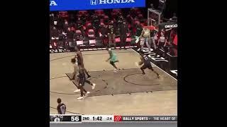 Scary Terry with a DUNK on 2 NETS player!!!!!