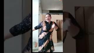 TARIAN MOM #shorts #goyang #goyanghot #tante #gemoy #bigbob #bbw #tante #fifawirldcup2022 #viral