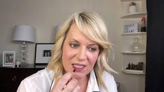 HOW TO DO A SIMPLE MAKEUP FOR CHRISTMAS MORNING