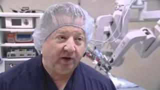 Dr. Sakovich Demonstrates the da Vinci® Surgical System