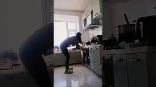 beautiful girl no bra cleaning kitchen | wait for end #shortvideo #trending #memes #shorts #short