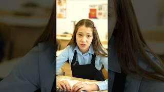 почему Вика спит на уроке? #vikazang #школа #викачжан