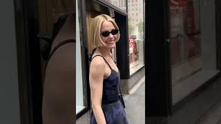 Leslie Bibb looks beautiful in dark purple floral dress! #lesliebibb #summerdress #purpledress