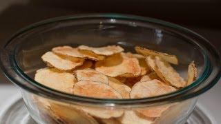 How to Make Crispy Crunchy Potato Chips in the Microwave