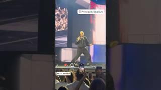 Chris Brown’s CRAZY dance moves