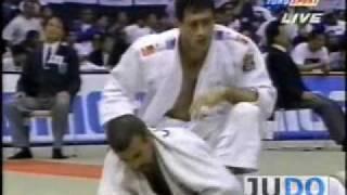 JUDO 1995 World Championships: Stephane Traineau (FRA) - Dmitri Solovyev (UZB)