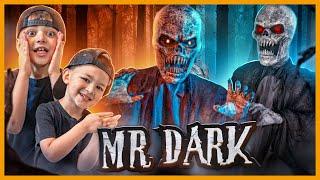 spirit Halloween Mr. Dark unboxing | new spirit Halloween animatronics | Mr. dark