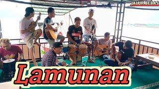 Lamunan cover pengamen jalur bebas dangdut koplo akustik