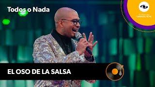 El Oso de la Salsa canta 'Oiga, mire, vea' en la etapa Todos o Nada | La Descarga