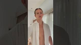 Я ПРОСТО ВЫГЛЯЖУ АХ*ЕННО И ВСЁ  А у ВАС есть заготовки ?