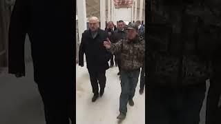 Лукашенко: Это после растёла у вас коровы?! Покажи мне их!