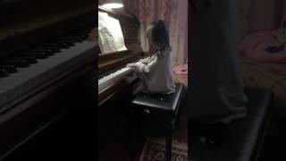 Catherine Ma play "Clementi Sonatina" by Wendy Zhao