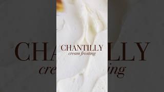 This Chantilly cream frosting is just sweet enough + perfect for cake decorating  #cake #frosting