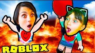 Roblox МЫ ПОБЕДИЛИ ЛАВУ! ЧЕЛЛЕНДЖ в РЕАЛЬНОЙ ЖИЗНИ The Floor is LAVA РОБЛОКС Валеришка Для Детей