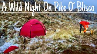 STORMY Winter Mountain Camp On Pike o’ Blisco