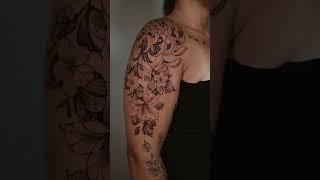 Tattoo in Dominican Republic and Punta Cana. Flower tattoo.