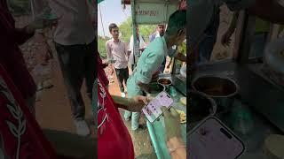 1 lakh ka gift inke liye #viral #younickviral #humanity #trend #trending #shorts