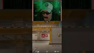 Neo from the Matrix plays CS2