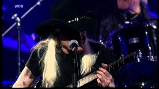 JOHNNY WINTER - Johnny B. Goode / Nov. 2010 [HD] *re-upload