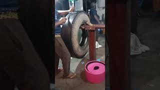 #Tractor tyre 10.00.20. hot #resoling processing #tyre  #mechanic #