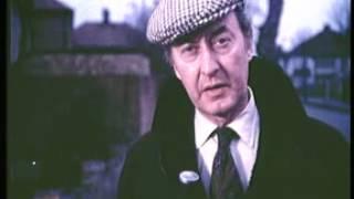 Road Test Pedestrians   Frank Thornton and Larry Martyn 1974   UK Public Information Film