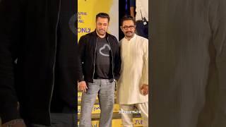 #amirkhan & #salmankhan Together At #sitaarezameenpar Screening #ytshorts #trendingshorts #shorts