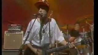 Big Audio Dynamite - E=MC2 (live)