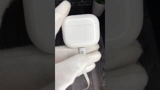 Почему индикатор AirPods при зарядке горит пару секунд ? #shot #tiktok #airpods #наушники