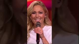 Helene Fischer und KI Helene Tahnee Mikrofonsuche #shorts