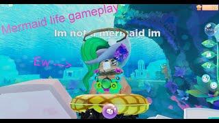 Roblox, playing mermaid life for the first time!