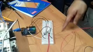 Arduino Moc3021 alterna [Curso Mecatrónica]