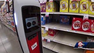 Lee's Summit grocery store uses robot to cruise its aisles