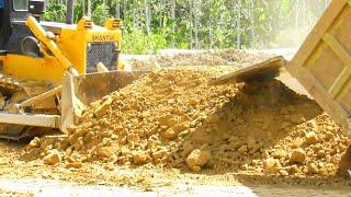 The World's Most Powerful Operator While Driving a Shantui SD 16 E Bulldozer