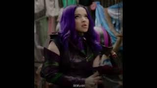 #MALDESCENDANTS || She’s so pretty  #Descendants #DoveCameron #Mal #Viral #Shorts