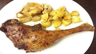 Roast Spiced Goose (duck) with five spice, apples and oranges. Christmas Roast Goose (Duck).