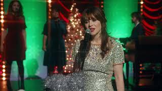 She & Him - Holiday (Performance)