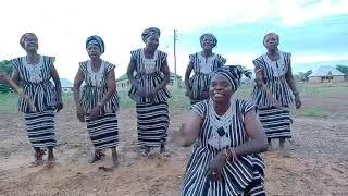 Excellent act from Giringo Balilingo women.