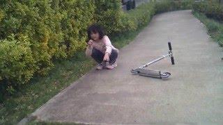 Yuina on a scooter 04 2016