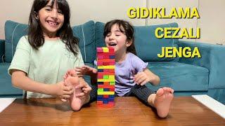 Gıdıklama Cezalı Jenga Oynuyoruz.  Funny Kid Videos