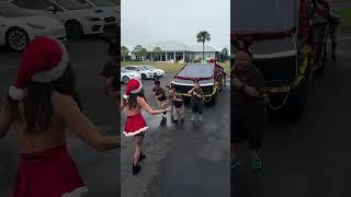 Some proper motivation will get the reindeer working!