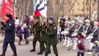 9 Мая 2017 День Победы барабанщицы возглавляют шествие в Мурмашах