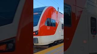 New Electric Caltrain Arriving #shortvideo