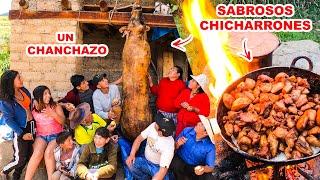 Así es una TRADICIONAL CHICHARRONADA en los ANDES PERUANOS - Combacayan | Jordy Aventurero