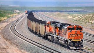 Nonstop Coal Trains Battling Logan Hill in Wyoming's Powder River Basin