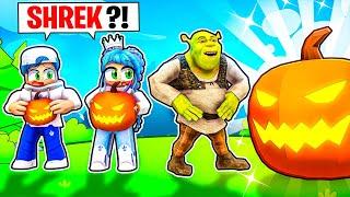 We Caught SHREK Carving GIANT PUMPKINS On Halloween! (Roblox Pumpkin Carving Simulator)