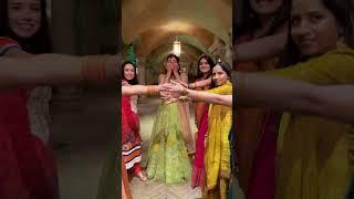 My sister’s sangeet night outfit featuring the bride squad! Indian Wedding outfits #indianwedding