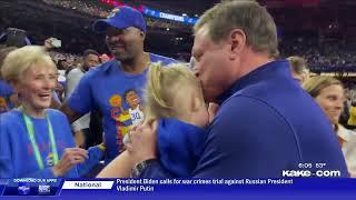 Bill Self earns second national title at Kansas, celebrates with his family