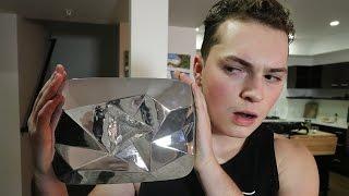 YOUTUBE SENT ME THE WRONG PLAY BUTTON PLAQUE! (DIAMOND PLAY BUTTON)