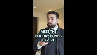 Meet the holiday homes expert! #holidayhomesindubai #vacationindubai #luxury #luxuryliving